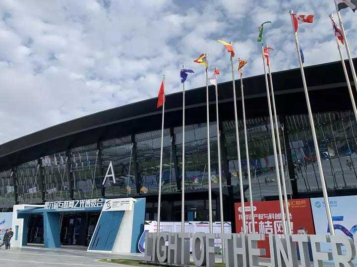 1572225650850307.jpg 4-W.jpg