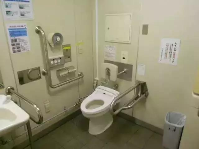 1572920171693285.jpg 廁所3.jpg